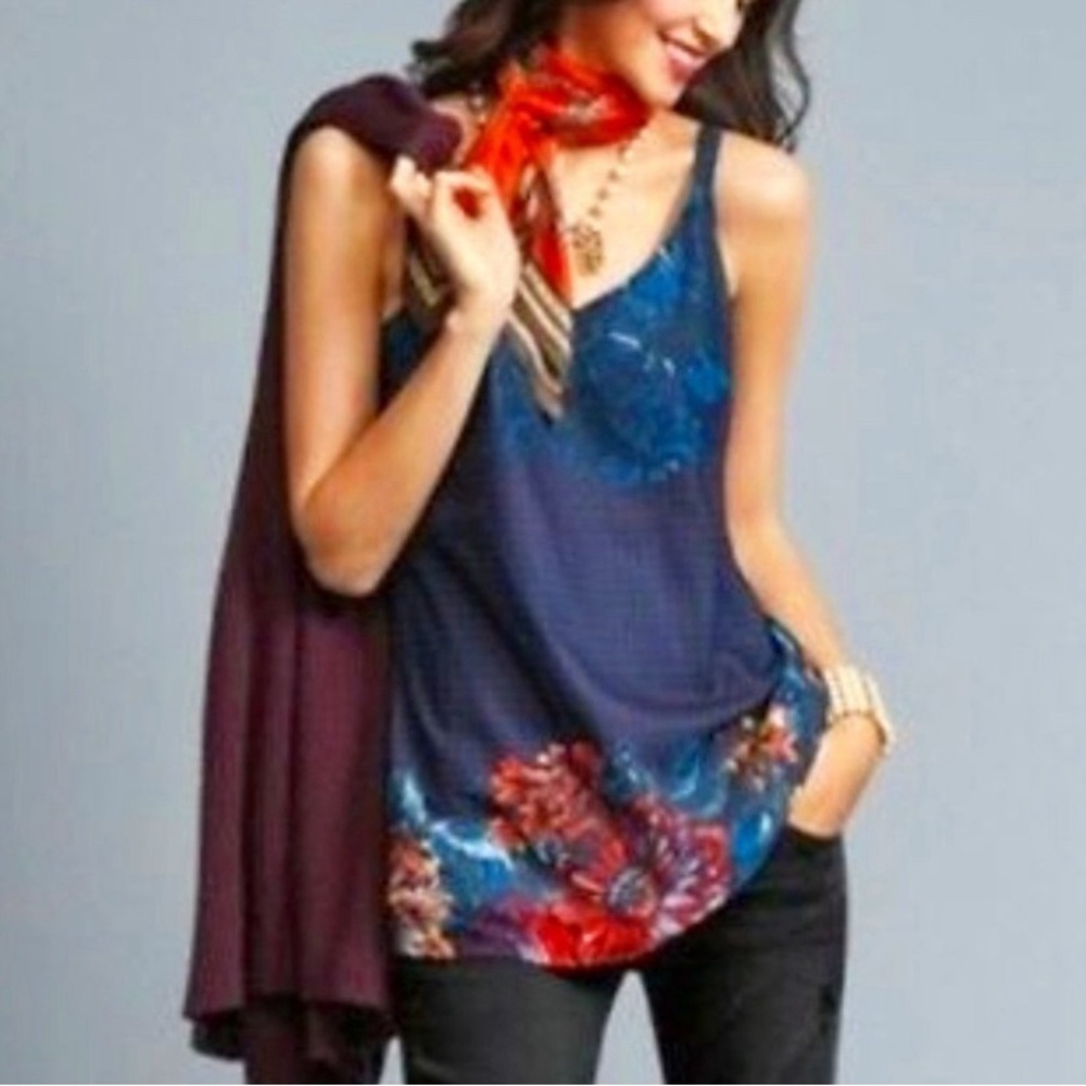 NWT CAbi Artist Floral Cami‎ Blouse